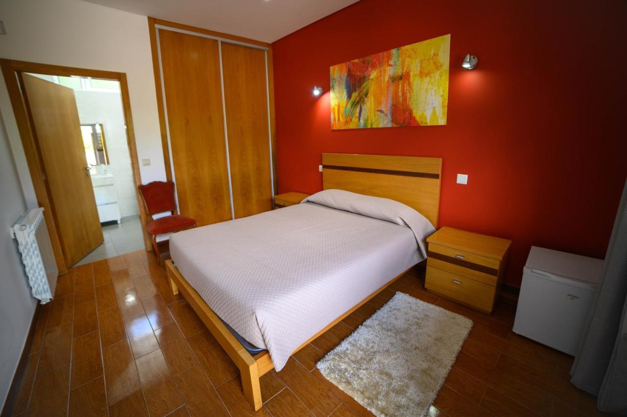 Funileiro, Apartamentos E Quartos Amares Ngoại thất bức ảnh