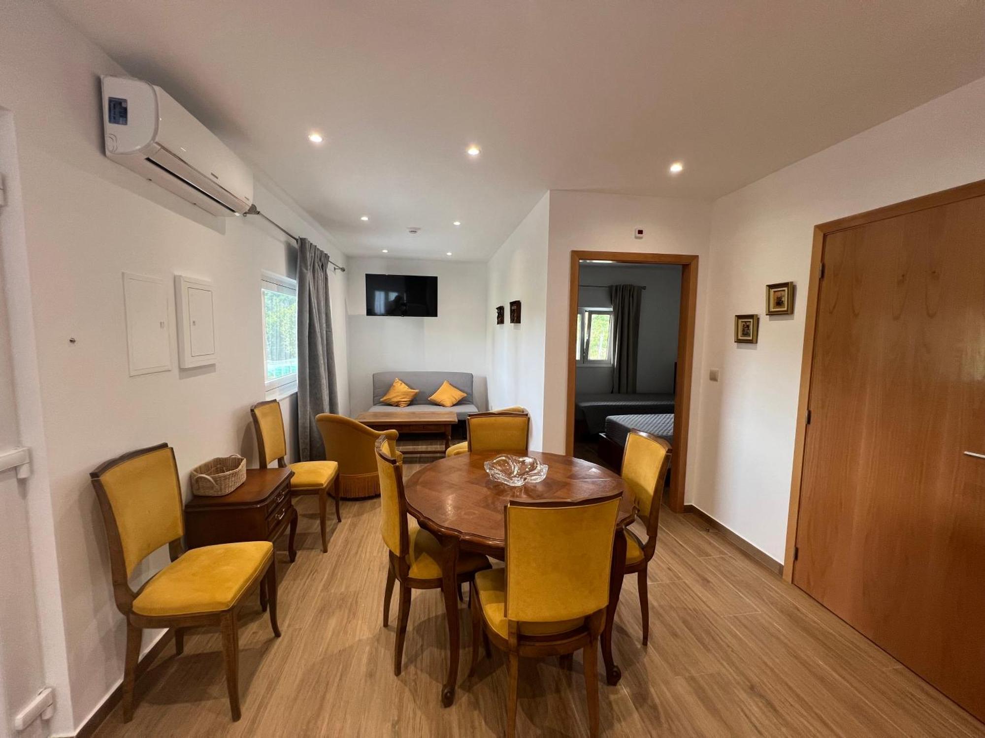 Funileiro, Apartamentos E Quartos Amares Ngoại thất bức ảnh